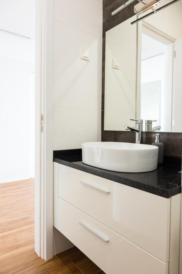 3 Bdr Aprt, Stunning Seaview, Rooftop Pool - Lcgr Praia Exteriör bild