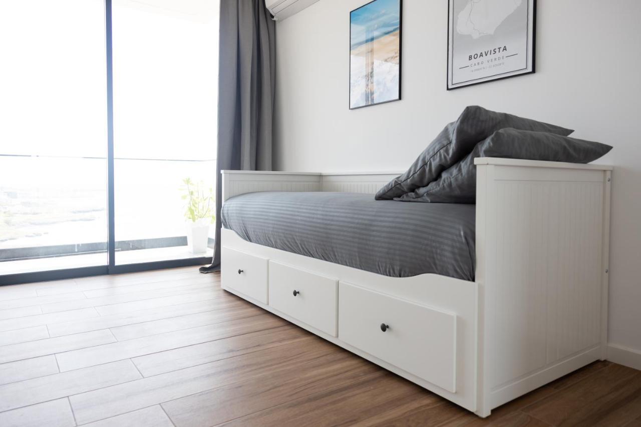 3 Bdr Aprt, Stunning Seaview, Rooftop Pool - Lcgr Praia Exteriör bild