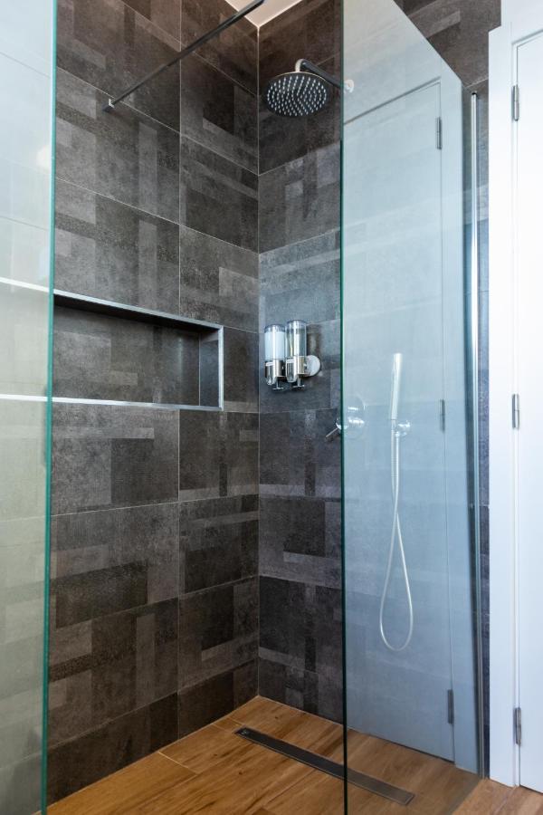3 Bdr Aprt, Stunning Seaview, Rooftop Pool - Lcgr Praia Exteriör bild